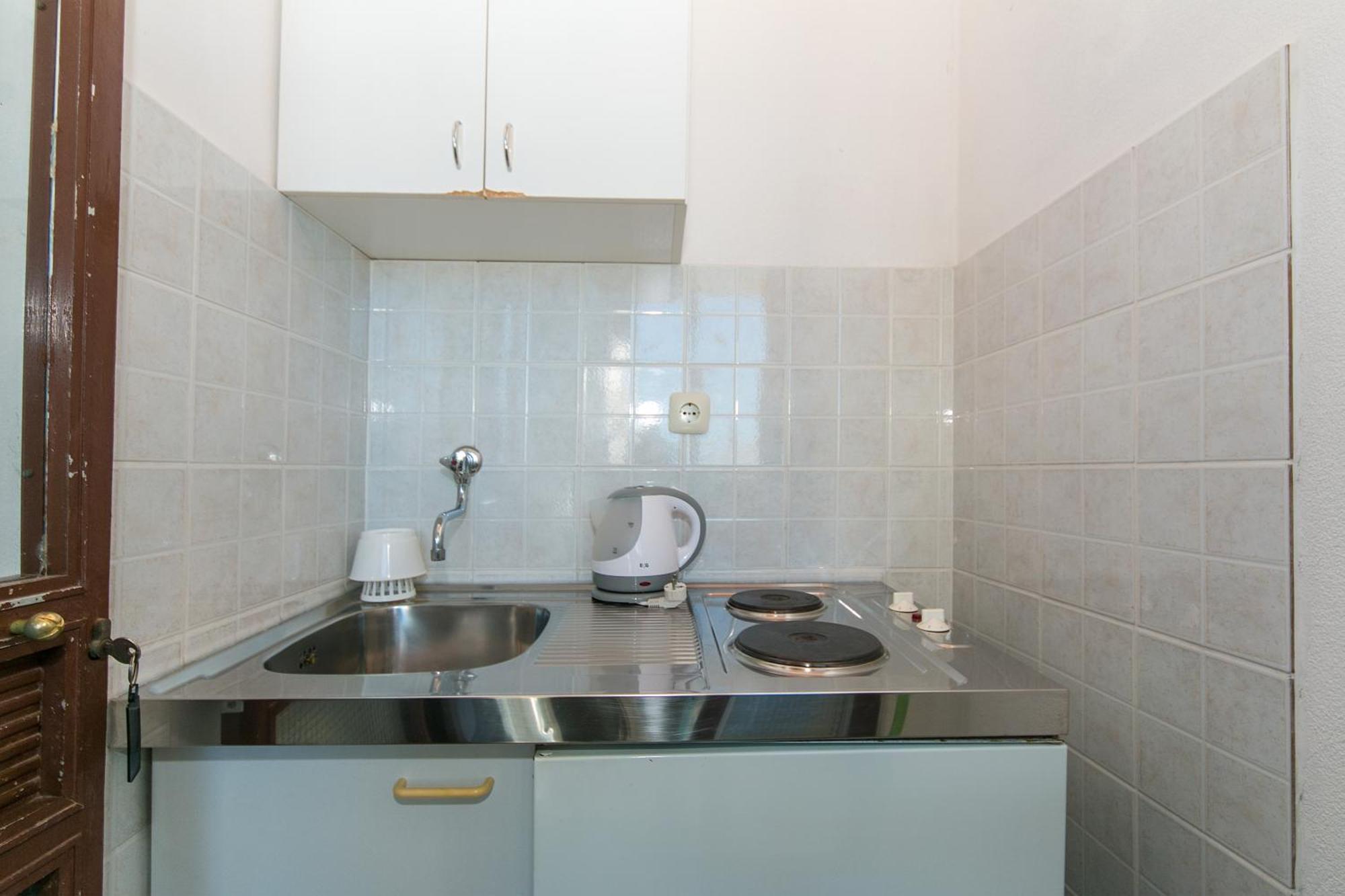 Apartments By The Sea Zivogosce - Blato, Makarska - 1057 Blato  객실 사진